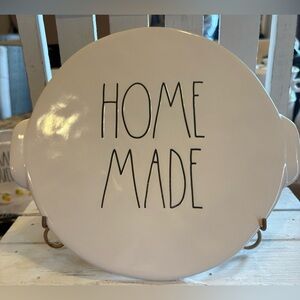 Rae Dunn White Ceramic Plate with 'Home Made' Trivet